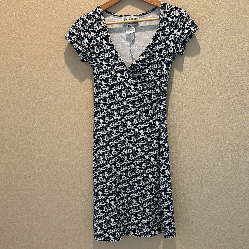 Vintage Black and White Floral Cap-Sleeve Dress
